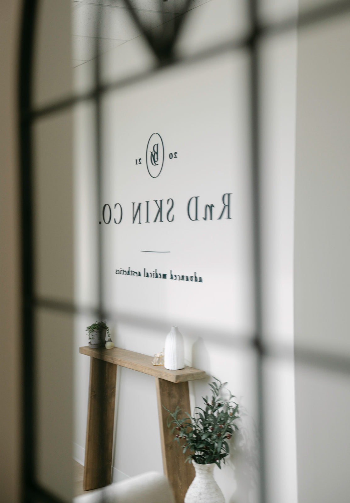 RND_Branding-12_bee031ed-fe1c-4fd8-9fa5-2330b52ff67e.jpg